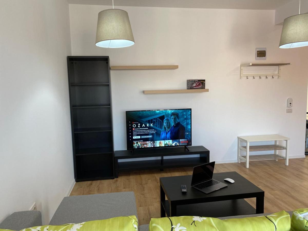 Glam Apartments Lipatti Near Iulius Mall And City Center Тимишоара Екстериор снимка