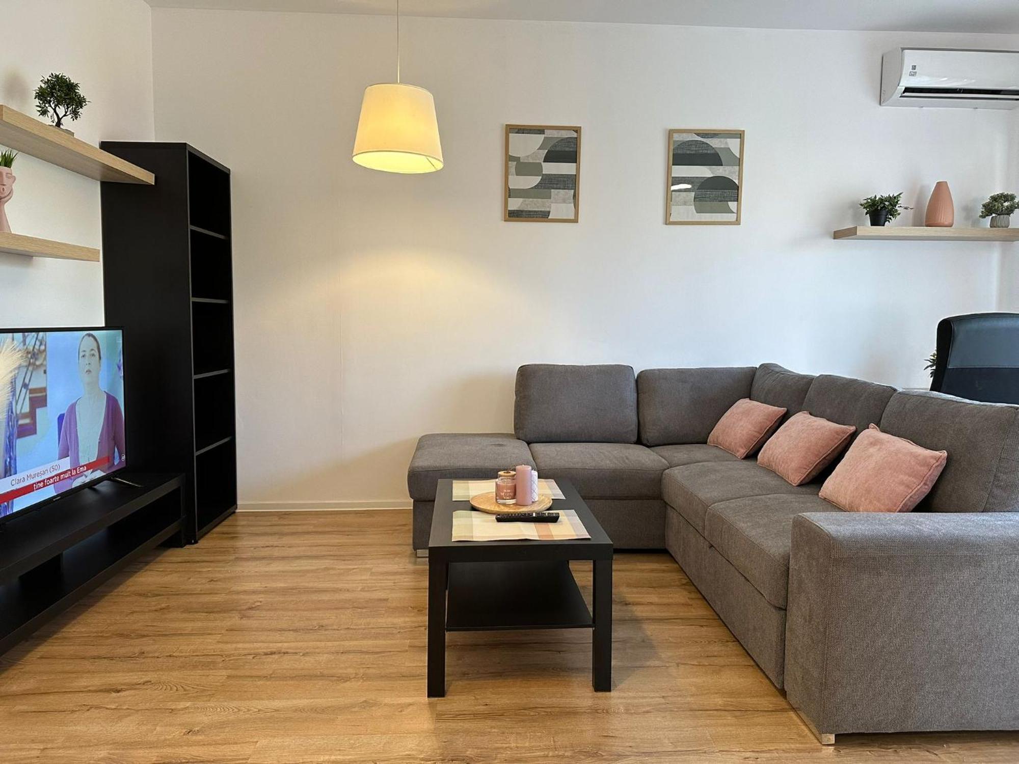 Glam Apartments Lipatti Near Iulius Mall And City Center Тимишоара Екстериор снимка