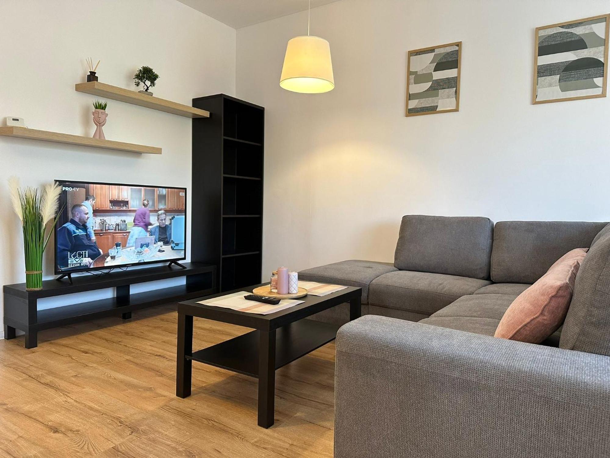 Glam Apartments Lipatti Near Iulius Mall And City Center Тимишоара Екстериор снимка