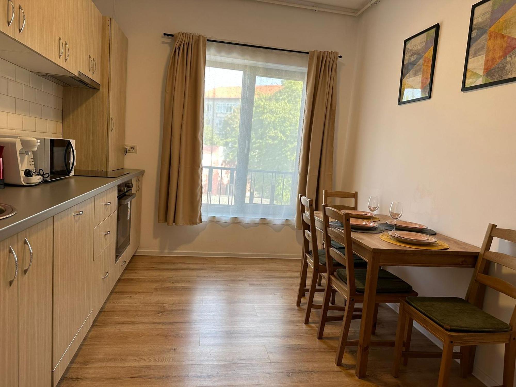 Glam Apartments Lipatti Near Iulius Mall And City Center Тимишоара Екстериор снимка