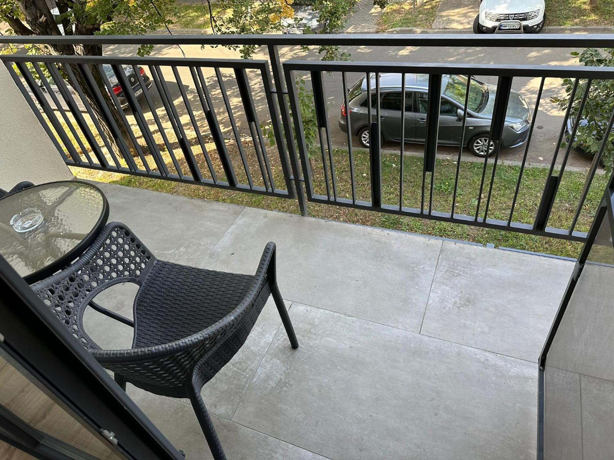 Glam Apartments Lipatti Near Iulius Mall And City Center Тимишоара Екстериор снимка