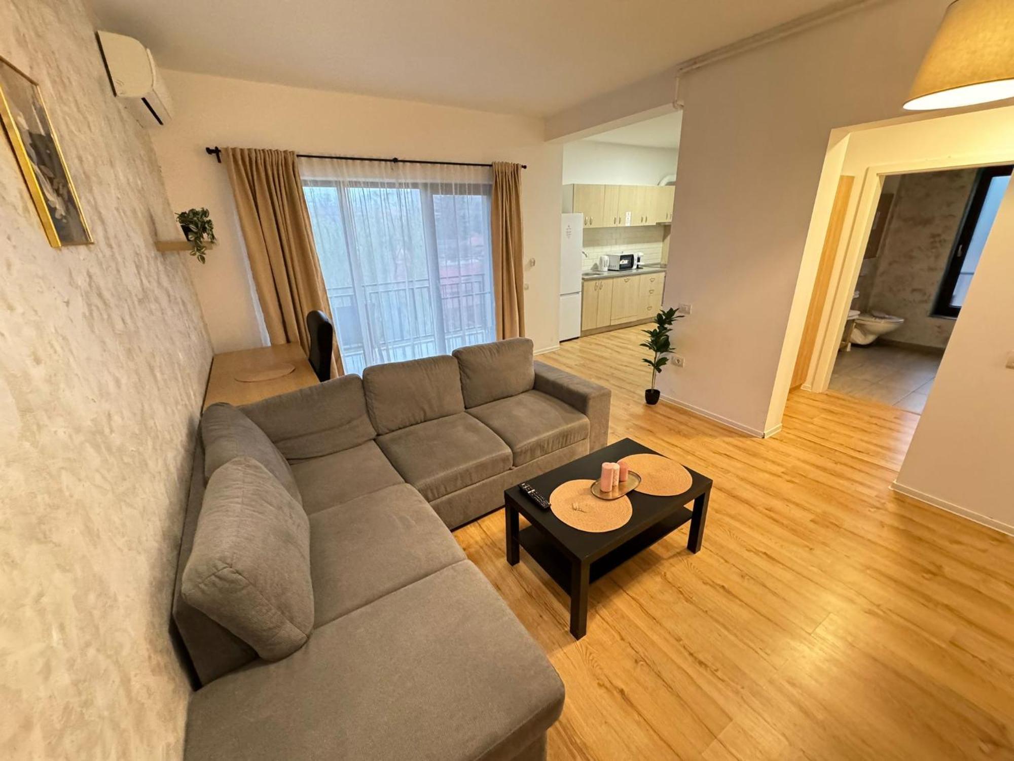 Glam Apartments Lipatti Near Iulius Mall And City Center Тимишоара Екстериор снимка