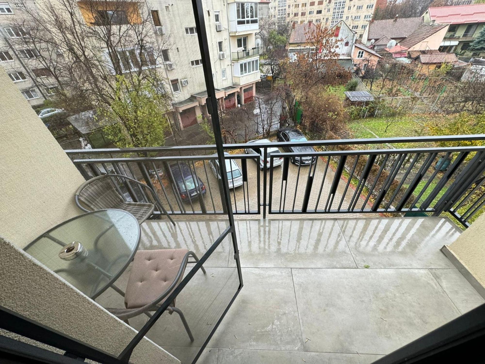 Glam Apartments Lipatti Near Iulius Mall And City Center Тимишоара Екстериор снимка