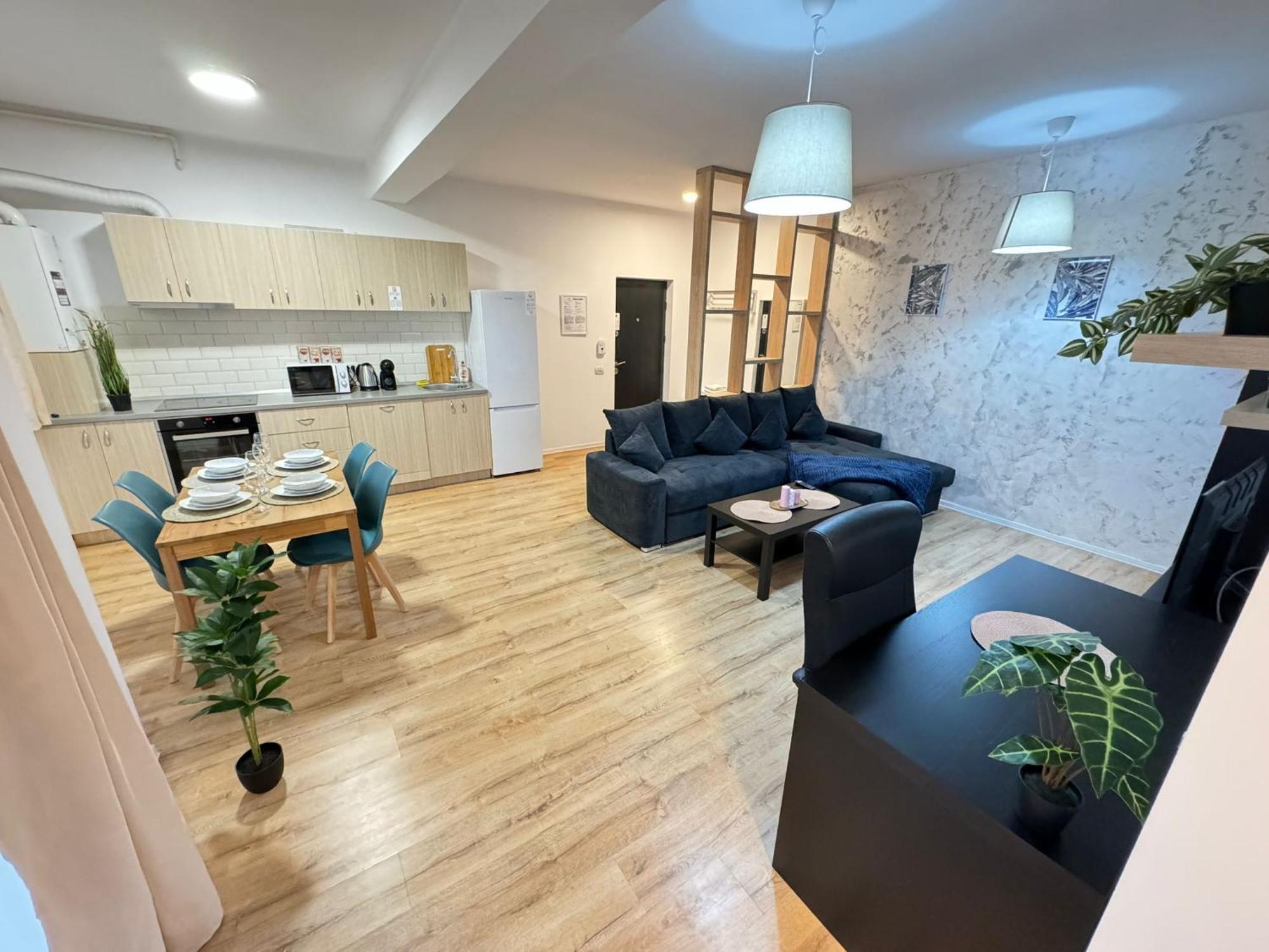 Glam Apartments Lipatti Near Iulius Mall And City Center Тимишоара Екстериор снимка