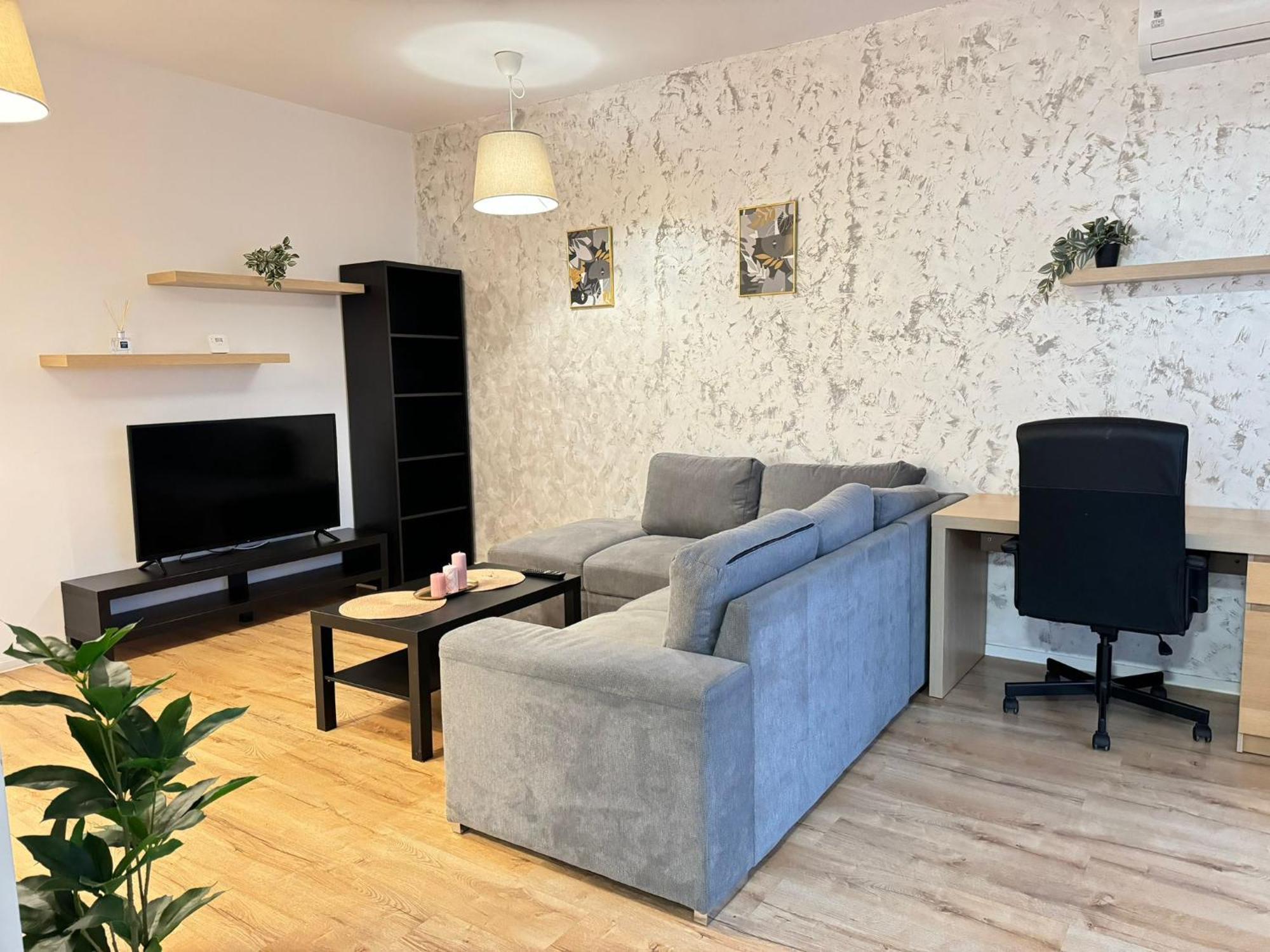 Glam Apartments Lipatti Near Iulius Mall And City Center Тимишоара Екстериор снимка