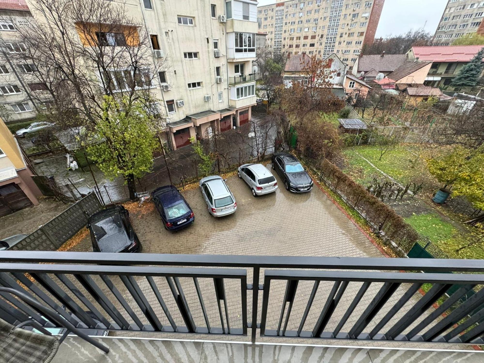 Glam Apartments Lipatti Near Iulius Mall And City Center Тимишоара Екстериор снимка