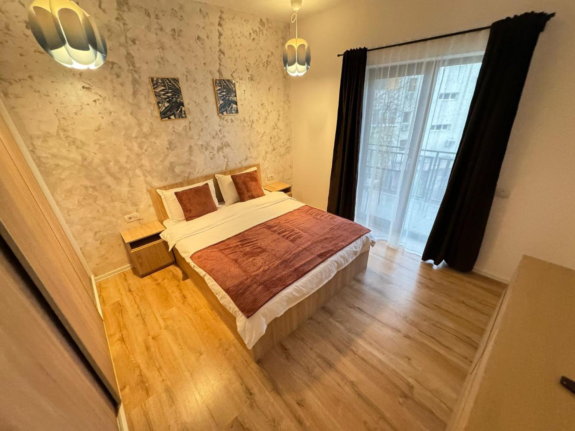 Glam Apartments Lipatti Near Iulius Mall And City Center Тимишоара Екстериор снимка
